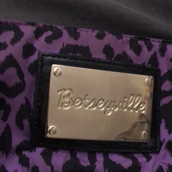 🌟Donated. Purple cheetah purse - Picture 2 of 12